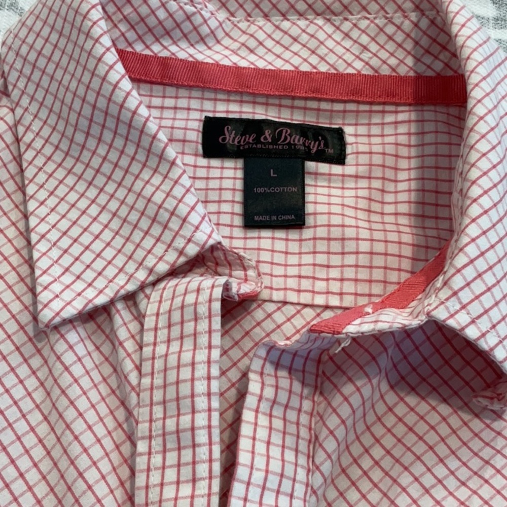 Steve and Barry vintage women’s button down shirt. Nice!